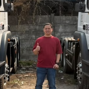 Foto Manajer Trucking PT. BELLESINDO EKANUSA LOGISTIK.